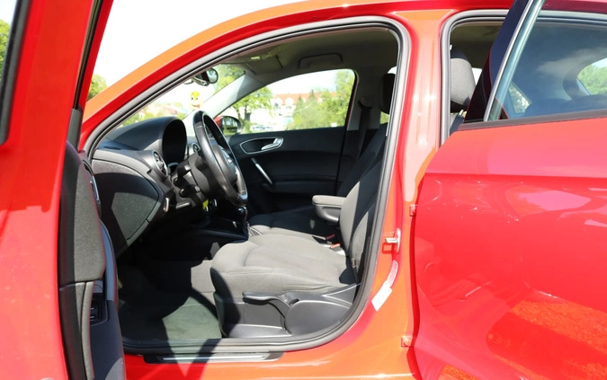 Audi A1 cena 41900 przebieg: 63677, rok produkcji 2012 z Głowno małe 667
